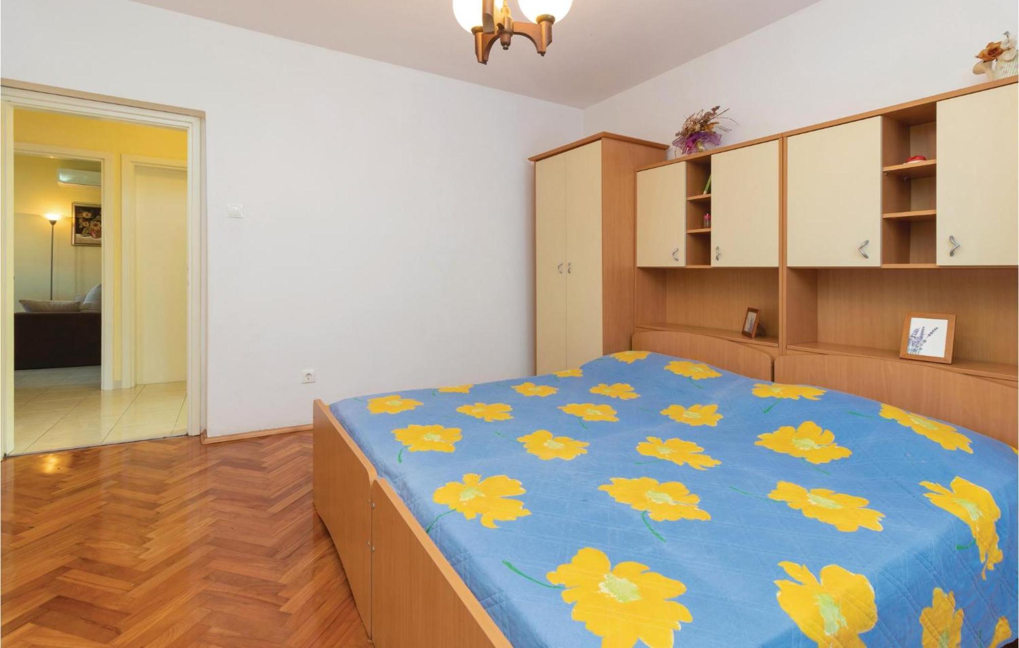 Lovely In With Wifi Appartement Zadar