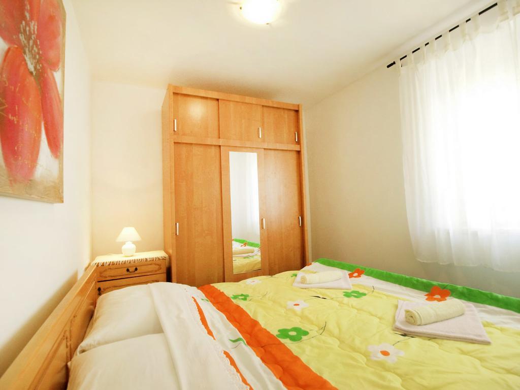 Appartement Lovely In With Wifi